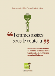 Femmes assises sous le couteau